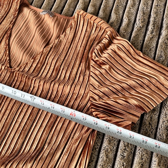 🎉5 for $45🎉 Lilla Pdress size S - Picture 7 of 7